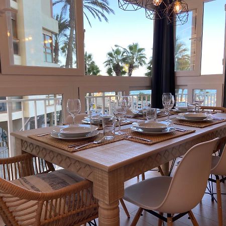 Malagueta Beach Front Mediterranean Apartment Málaga Exterior foto