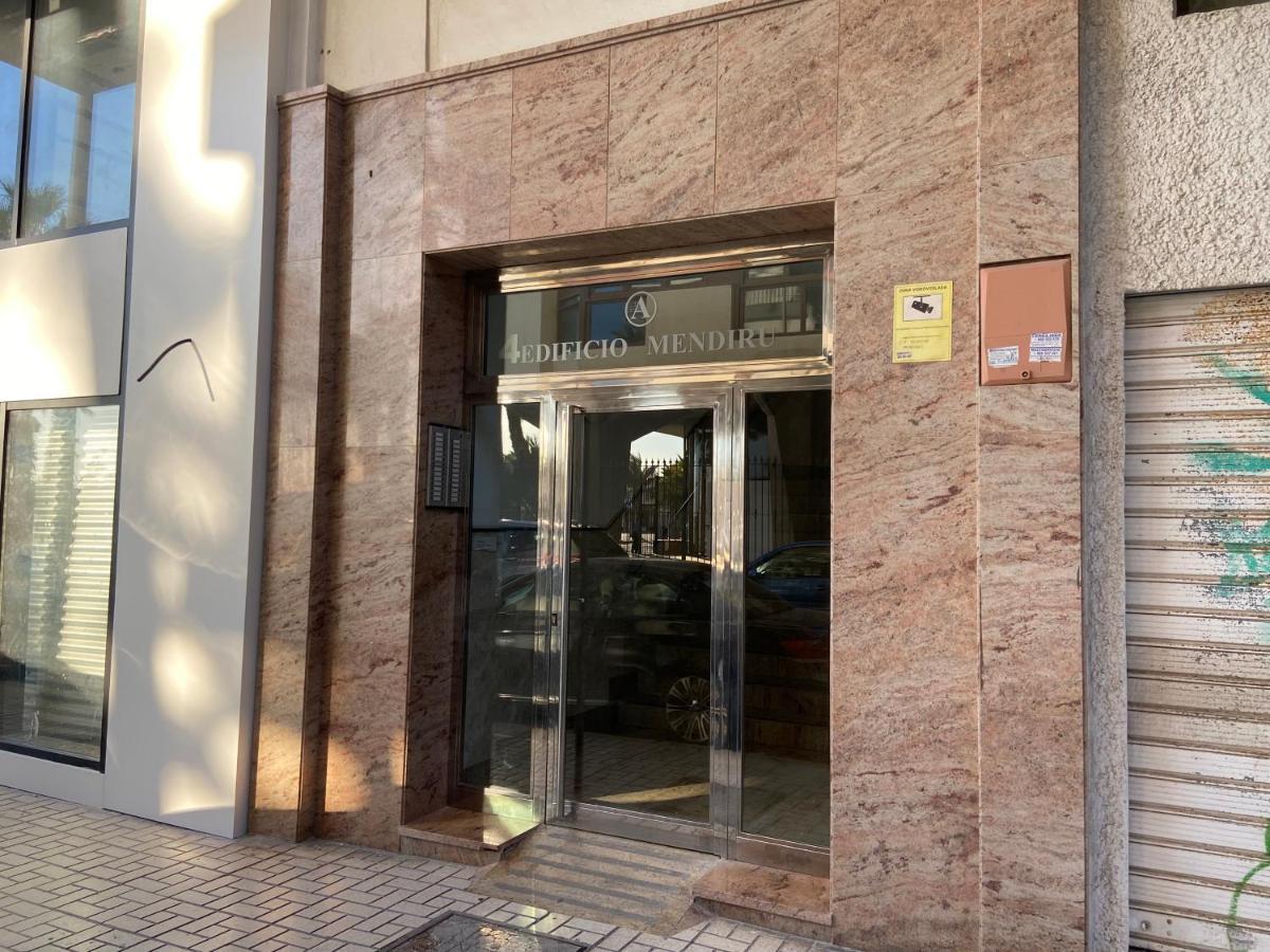 Malagueta Beach Front Mediterranean Apartment Málaga Exterior foto